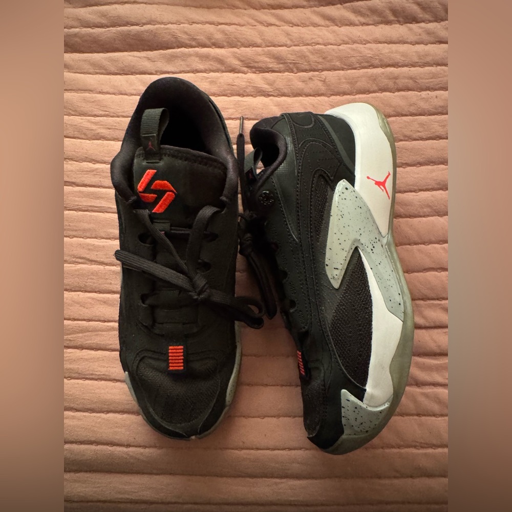 Jordan Luka Basketball Shoes